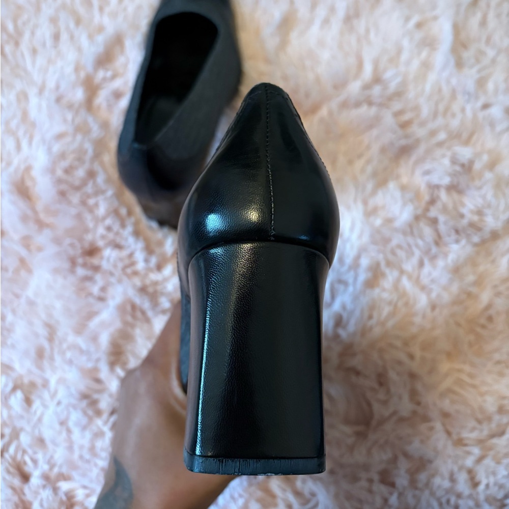 Bandolino Black and Denim Heels - Picture 6 of 7